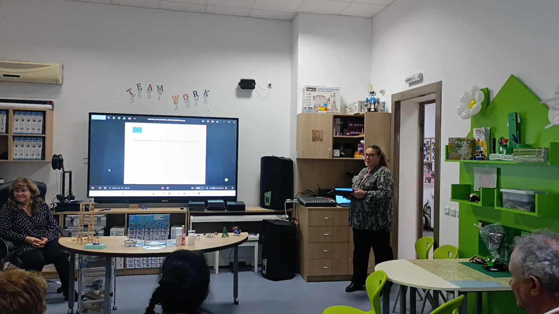 566510196_3634666846842018_304404089550315701_n